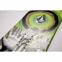 Nitro Ripper X Volcom Snowboard - Junior 11 Nitro Ripper X Volcom Snowboard - Junior -Ski Doo Salgsbutik 830855 001 ripper x volcom detail 3 1